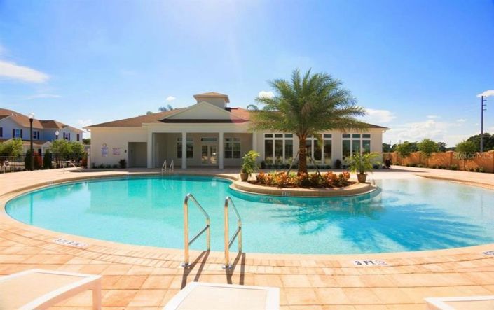 Image No.32-4 Bed Townhouse for sale