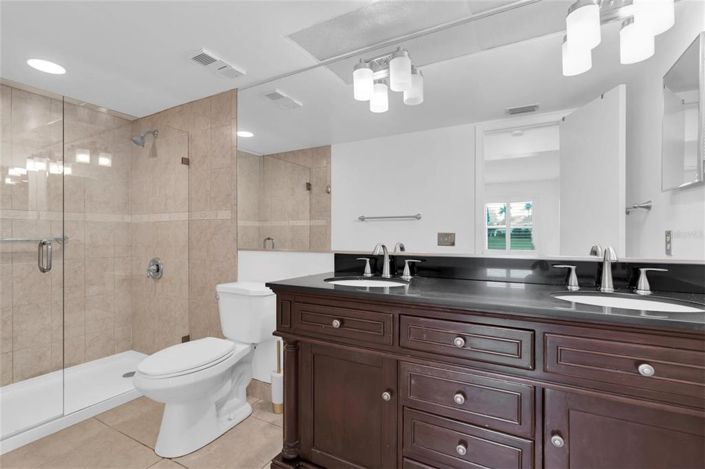 Image No.18-2 Bed Property for sale