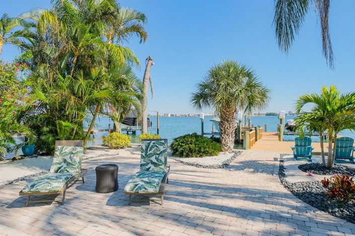 Image No.10-4 Bed Property for sale