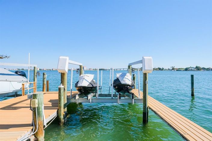 Image No.14-4 Bed Property for sale