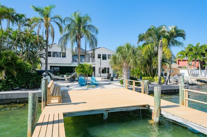 Image No.18-4 Bed Property for sale