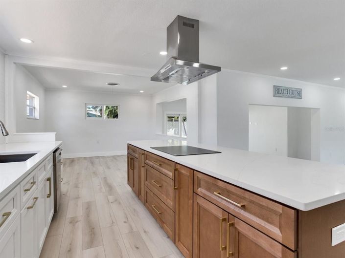 Image No.13-3 Bed Property for sale