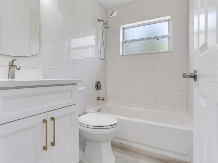 Image No.31-3 Bed Property for sale