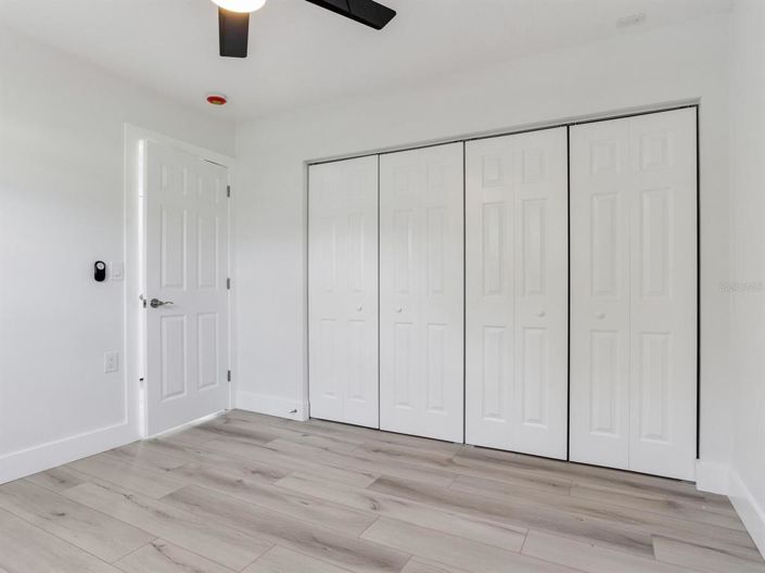 Image No.33-3 Bed Property for sale