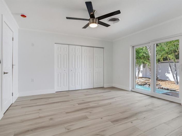 Image No.37-3 Bed Property for sale