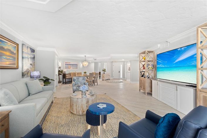 Image No.17-3 Bed Property for sale