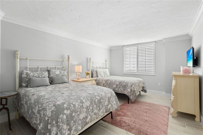 Image No.28-3 Bed Property for sale