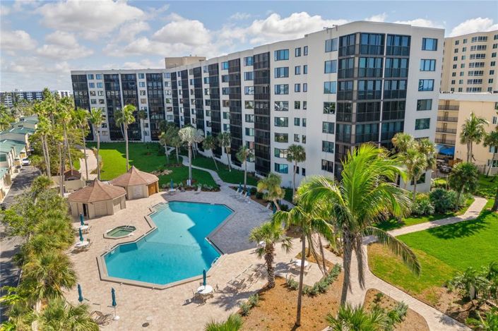 Image No.39-3 Bed Property for sale