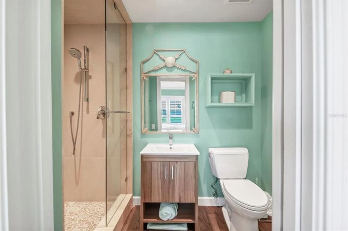 Image No.21-4 Bed Property for sale