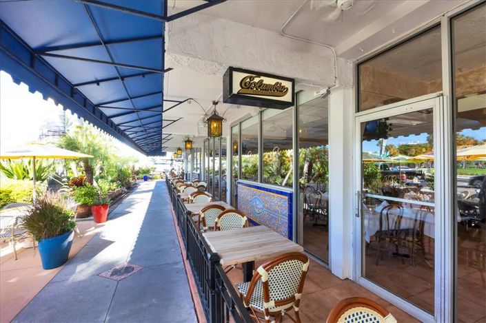 Image No.50-4 Bed Property for sale