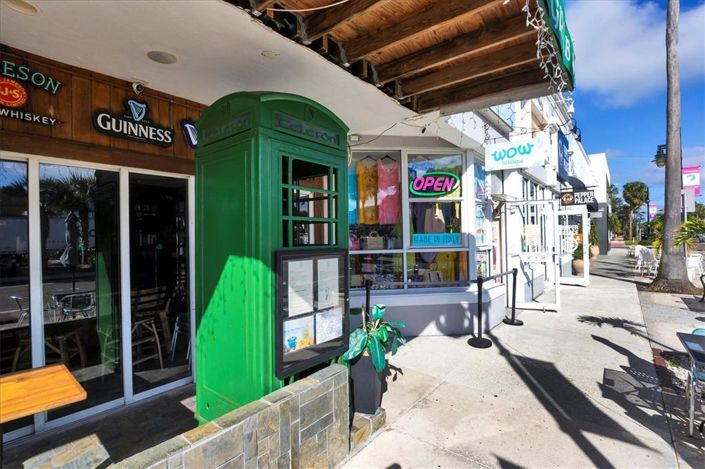 Image No.56-4 Bed Property for sale