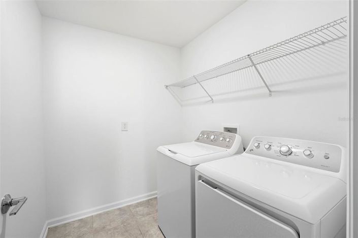 Image No.11-6 Bed Property for sale