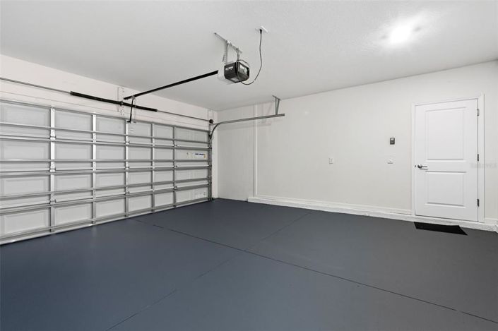 Image No.12-6 Bed Property for sale