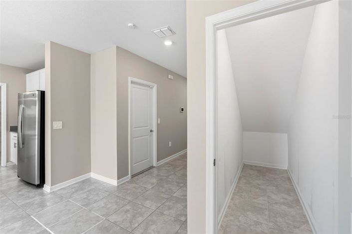 Image No.23-6 Bed Property for sale