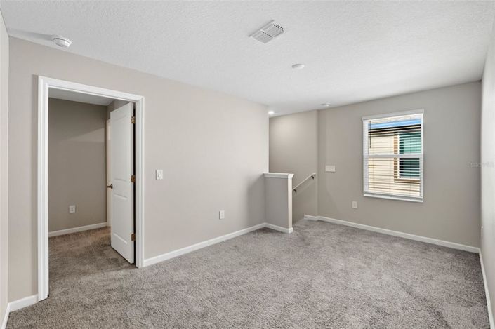 Image No.24-6 Bed Property for sale