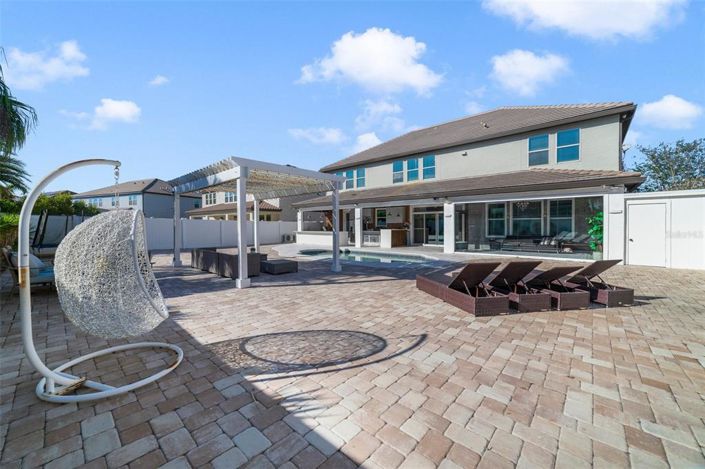 Image No.30-5 Bed Property for sale