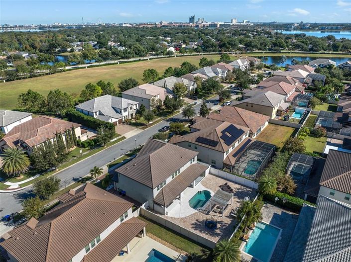 Image No.31-5 Bed Property for sale