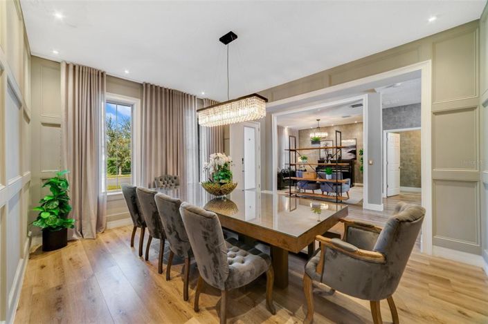 Image No.5-5 Bed Property for sale