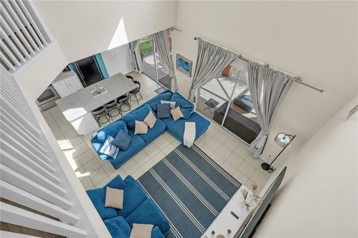 Image No.13-7 Bed Property for sale