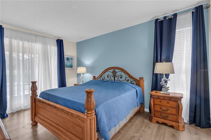 Image No.31-7 Bed Property for sale