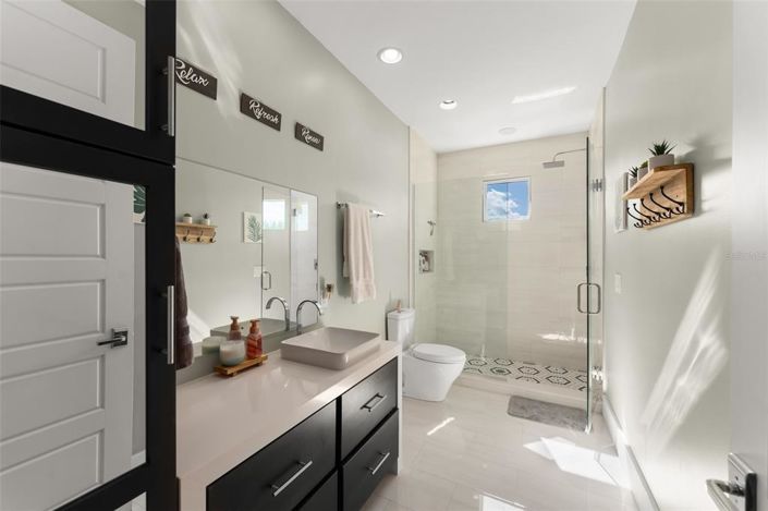 Image No.41-5 Bed Property for sale