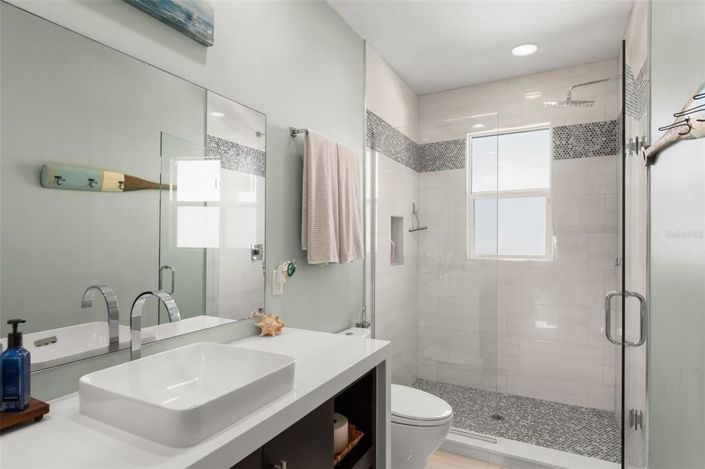 Image No.54-5 Bed Property for sale