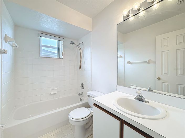 Image No.23-4 Bed Property for sale