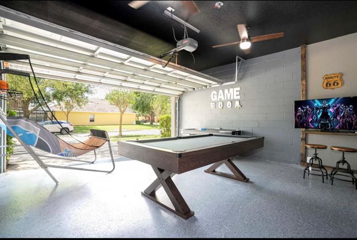 Image No.27-5 Bed Property for sale