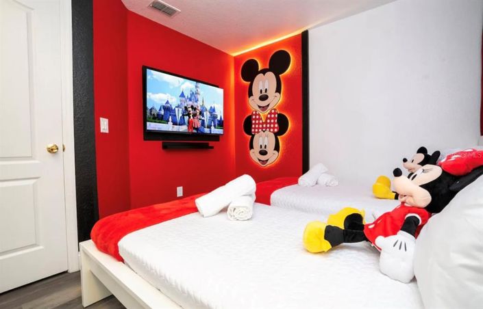 Image No.3-5 Bed Property for sale