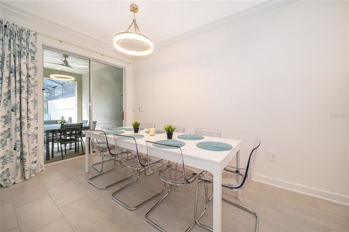 Image No.12-4 Bed Townhouse for sale