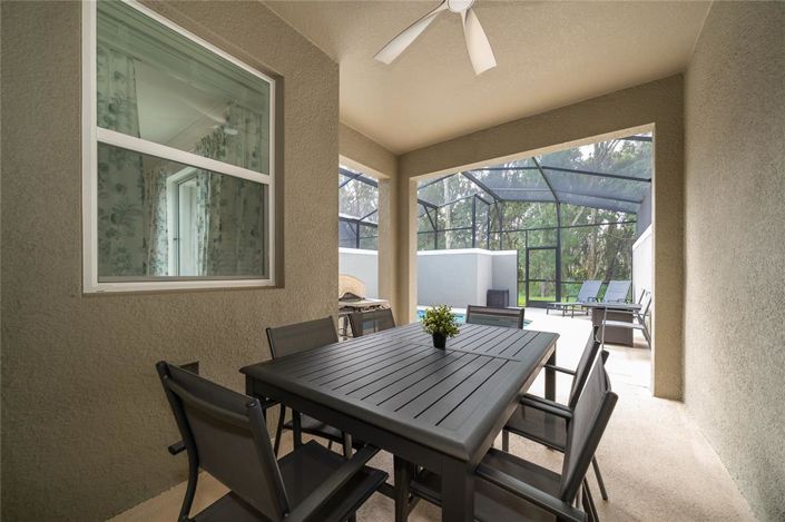 Image No.24-4 Bed Townhouse for sale