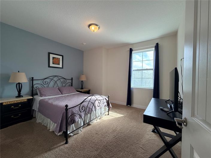 Image No.26-8 Bed Property for sale