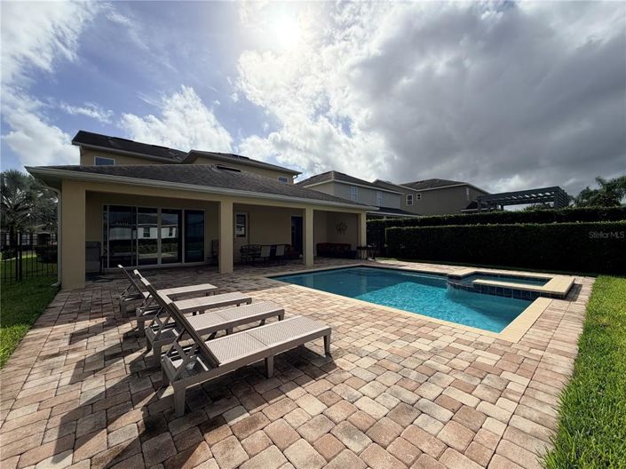 Image No.46-8 Bed Property for sale