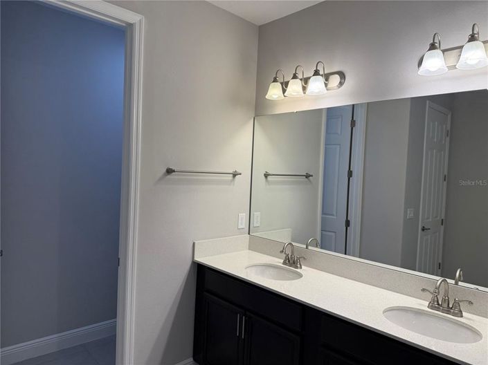 Image No.38-4 Bed Property for sale