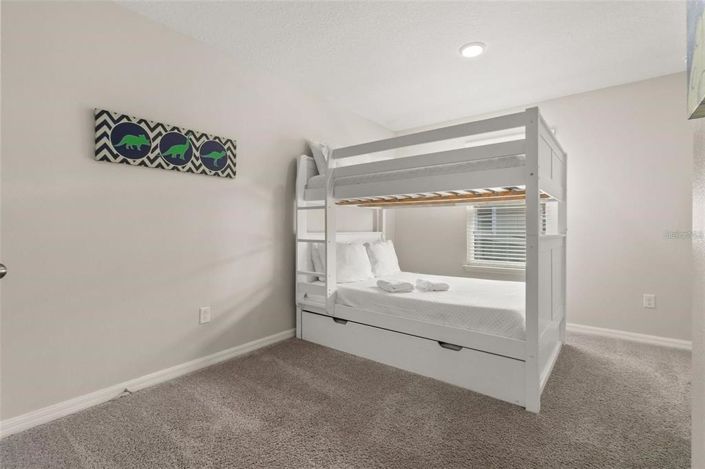 Image No.23-3 Bed Townhouse for sale