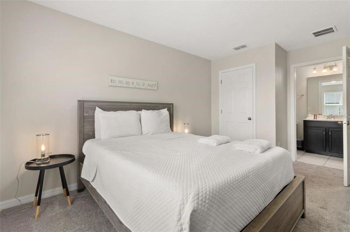 Image No.27-3 Bed Townhouse for sale