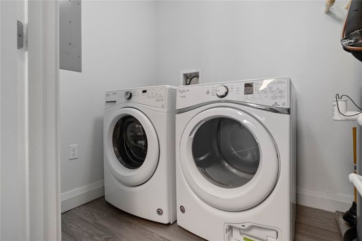 Image No.11-2 Bed Property for sale