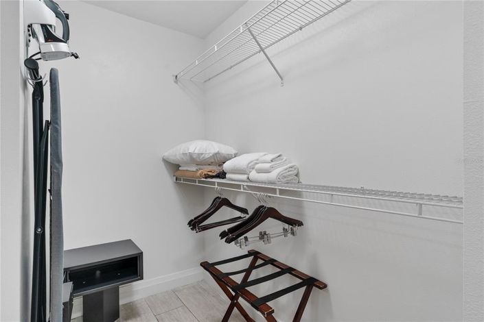 Image No.22-2 Bed Property for sale