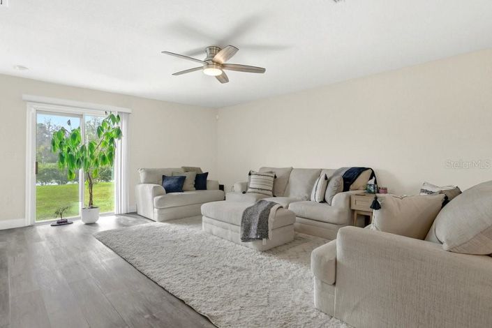 Image No.4-5 Bed Property for sale