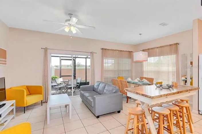 Image No.6-5 Bed Townhouse for sale