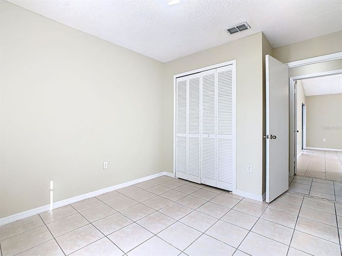 Image No.11-4 Bed Property for sale