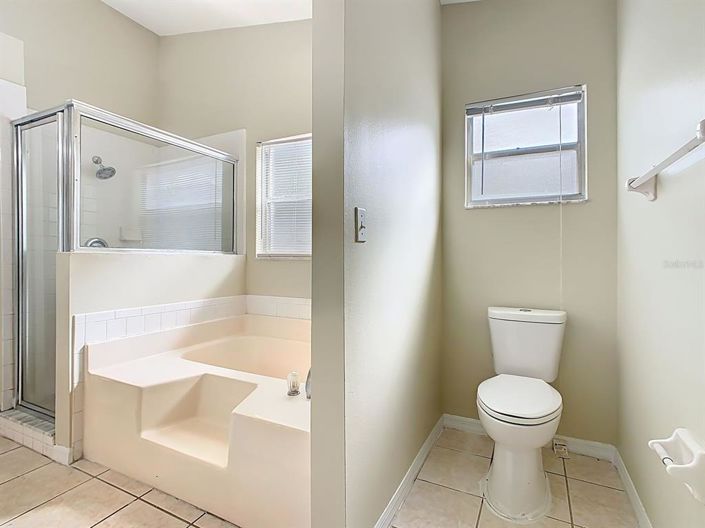 Image No.15-4 Bed Property for sale