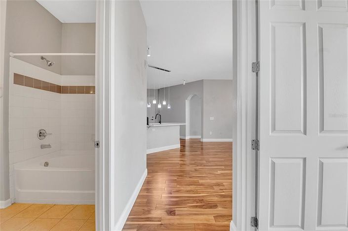 Image No.16-3 Bed Property for sale