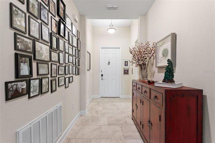 Image No.4-4 Bed Property for sale