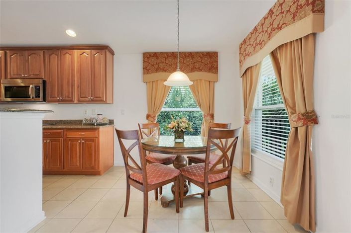 Image No.17-2 Bed Property for sale