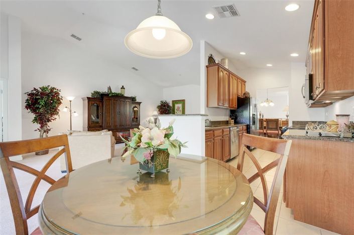 Image No.18-2 Bed Property for sale