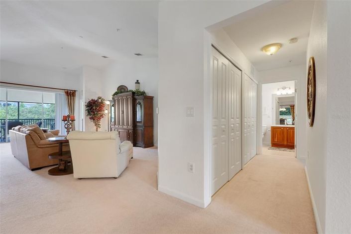 Image No.6-2 Bed Property for sale