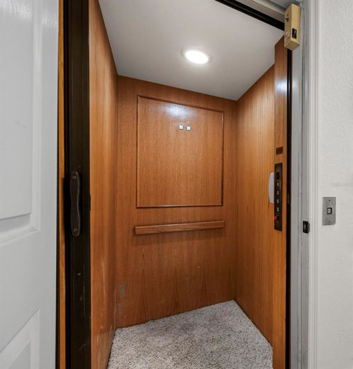 Image No.33-4 Bed Townhouse for sale