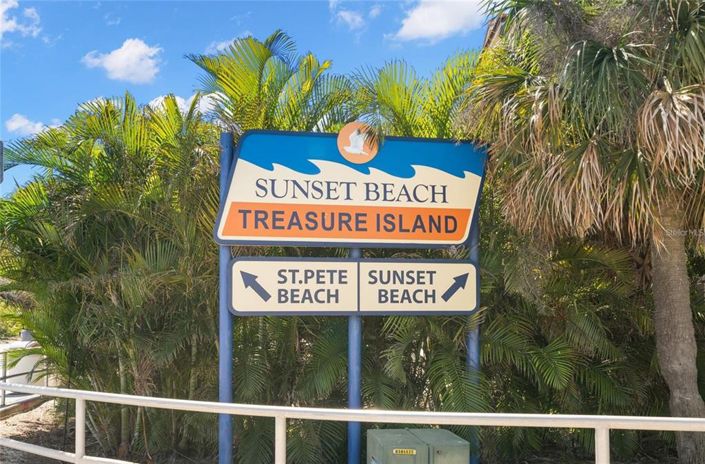 Image No.38-4 Bed Townhouse for sale