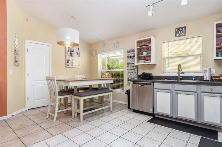 Image No.9-4 Bed Property for sale